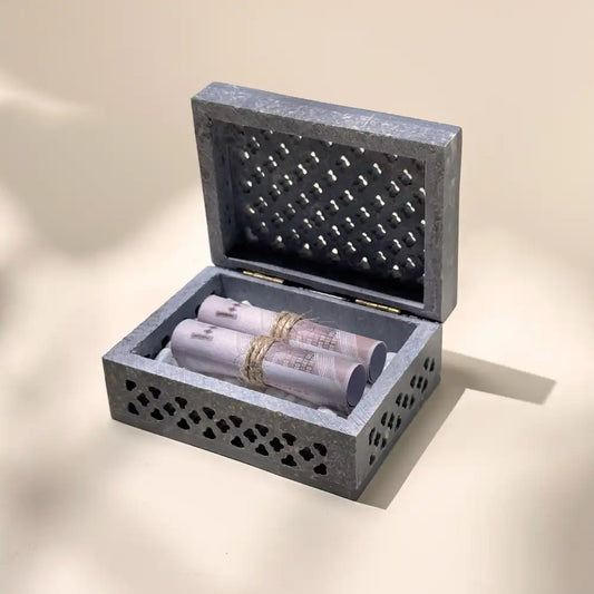 Cash  Arrangement With Carved Stone Violet Box mini-Pastel pink