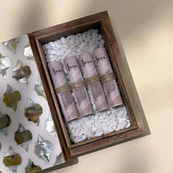 Cash Arrangement With Rosewood Small Off white Fabric - Maska / Gifting Redefined