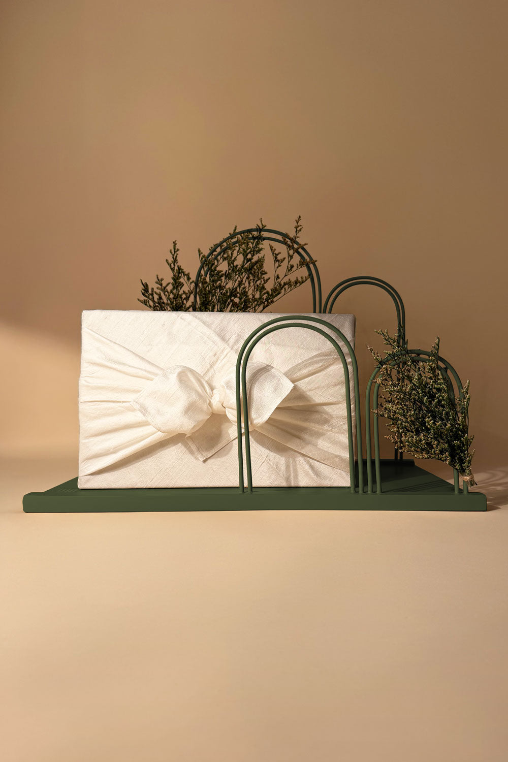 Archway Gift Stand – Large (Grande Wrap)