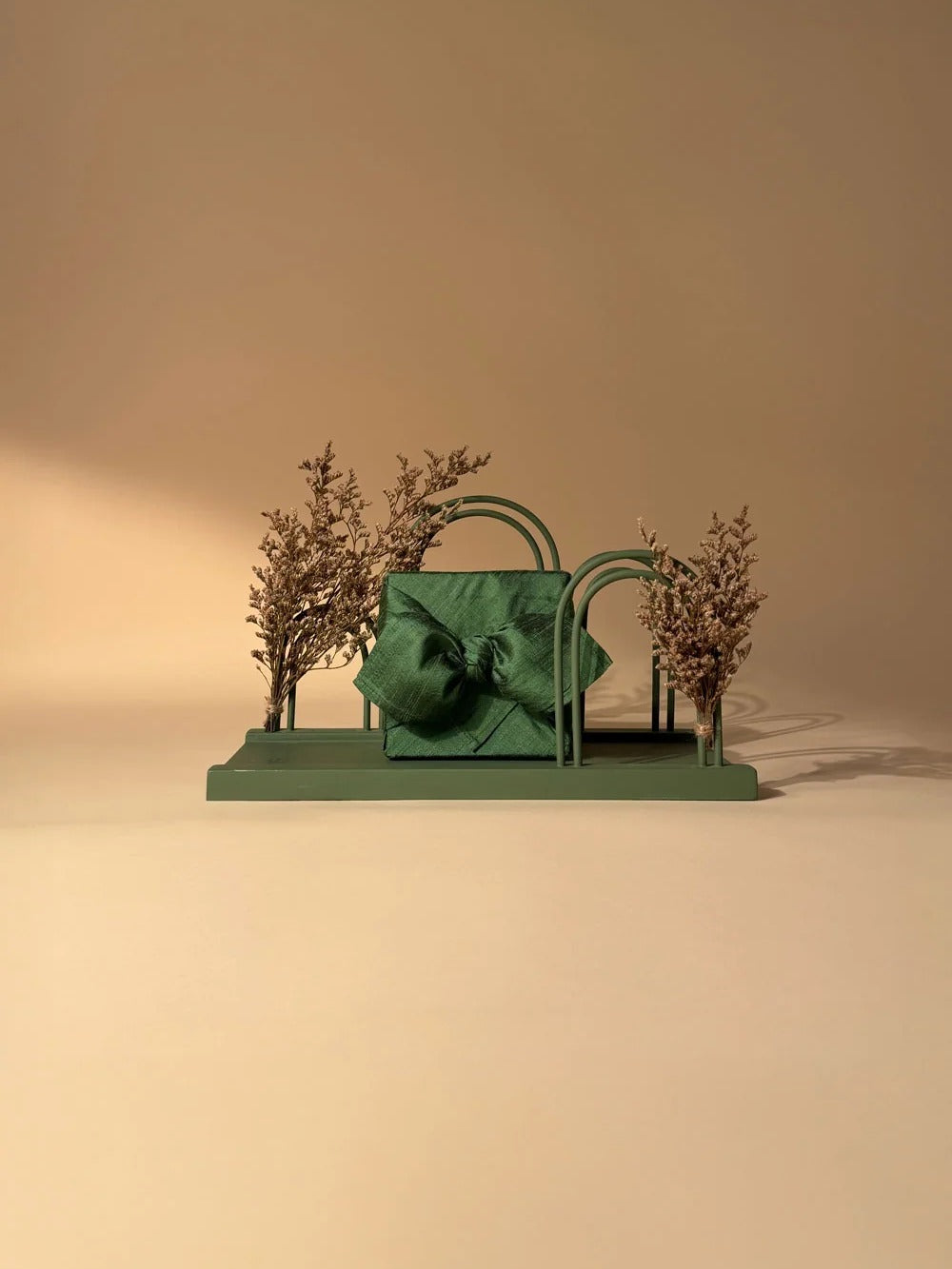 Archway Gift Stand - Small - cropped 3:4 for Zepto personalizer compatibility