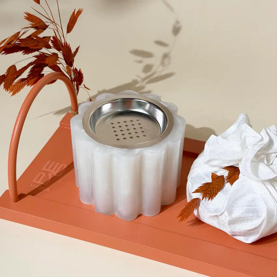 Mubkhar  Set By L' AFSHAR - White - Maska / Gifting Redefined