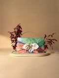 Iwan Gift Stand – Medium (Medium Wrap) – Ivory