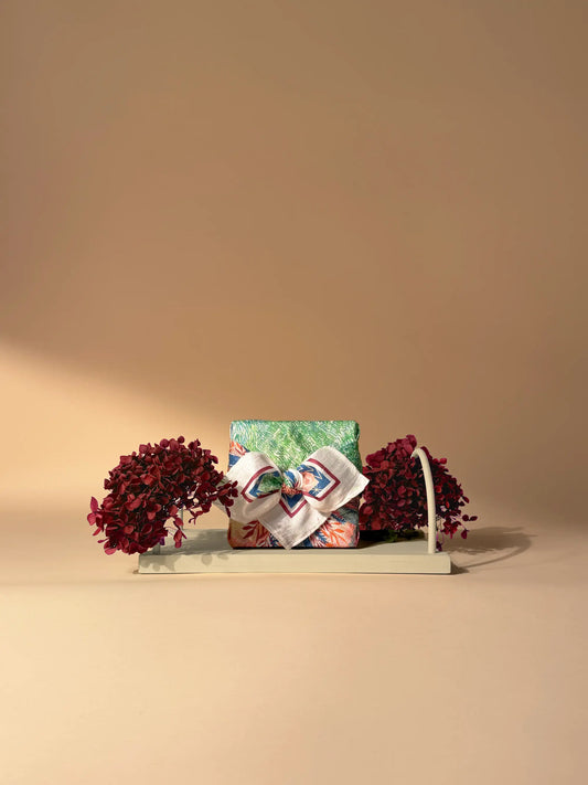 Meridian Gift Stand – Small (Small Wrap) – Ivory - Maska / Gifting Redefined