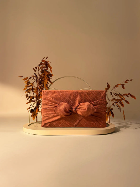 Iwan Gift Stand – Medium (Medium Wrap) – Nude - Maska / Gifting Redefined
